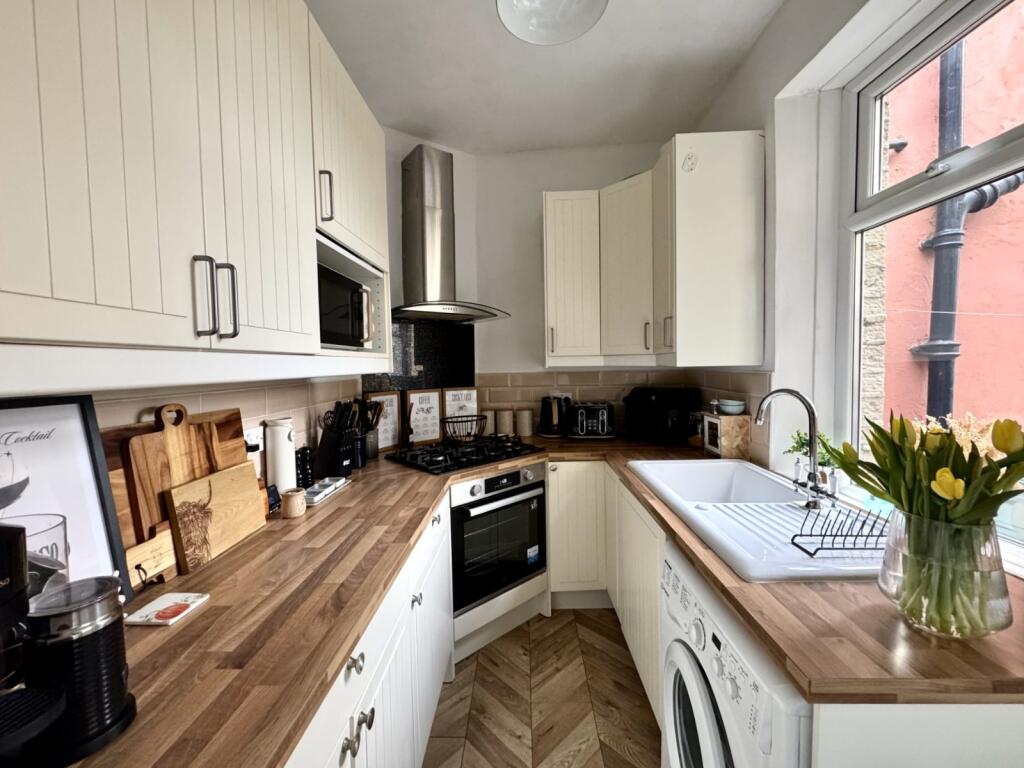 Additional image 9 of Platt Square, Cleckheaton, BD19