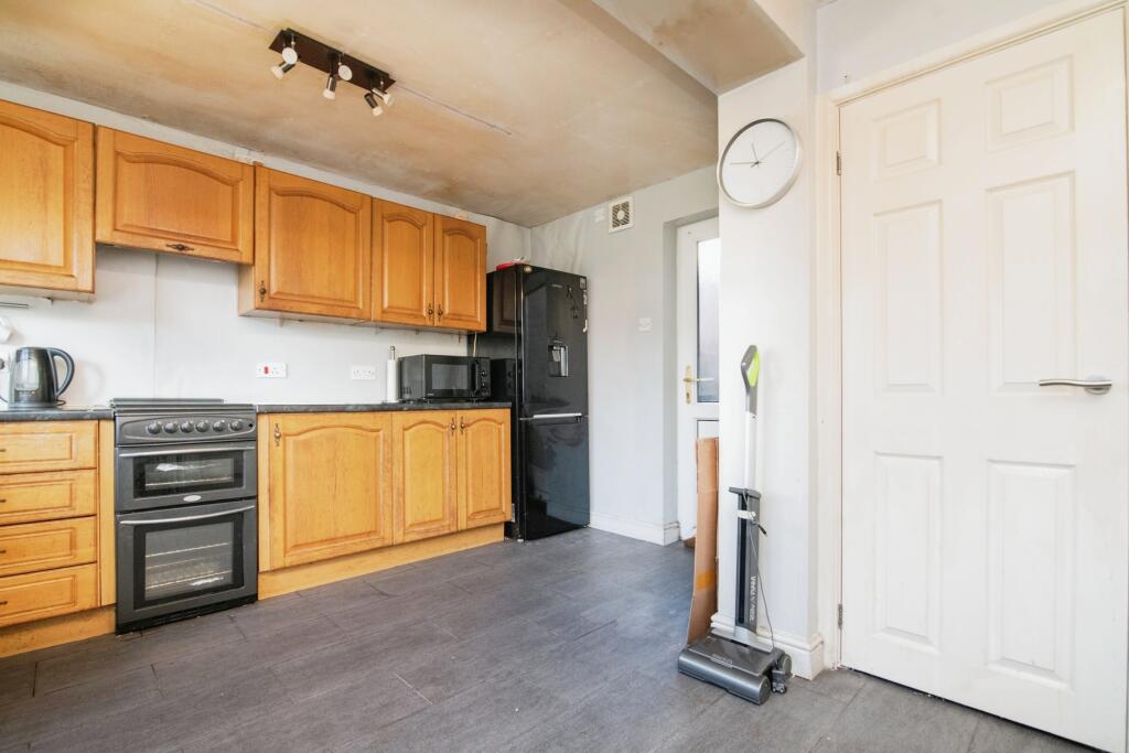 Additional image 6 of Howley Grange Road, Halesowen, B62