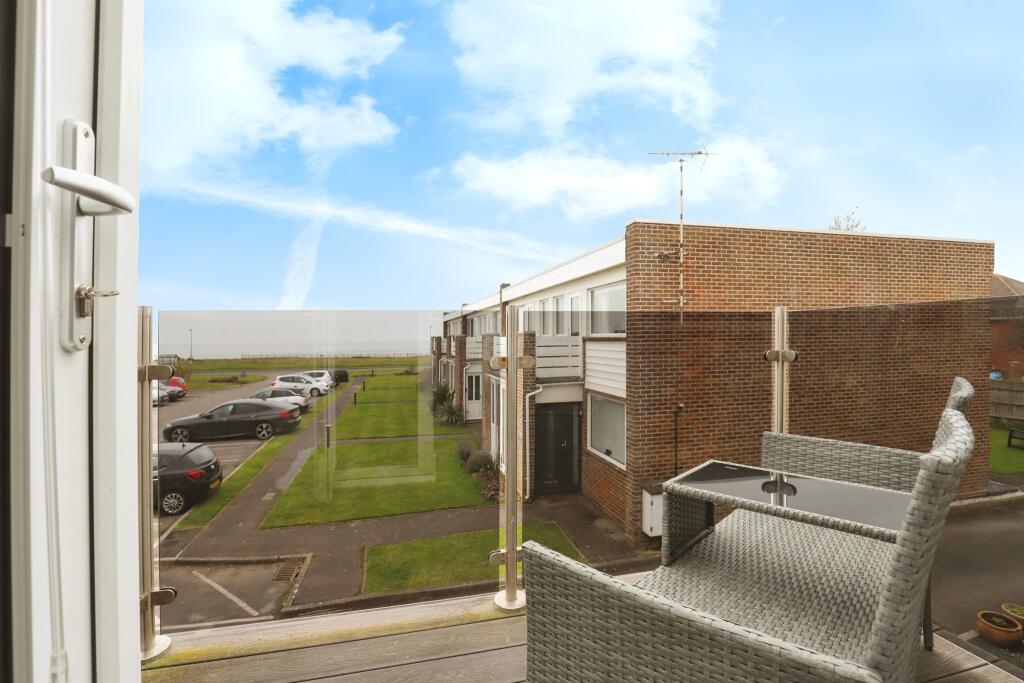 Additional image 12 of Marine Drive, Barton On Sea, New Milton