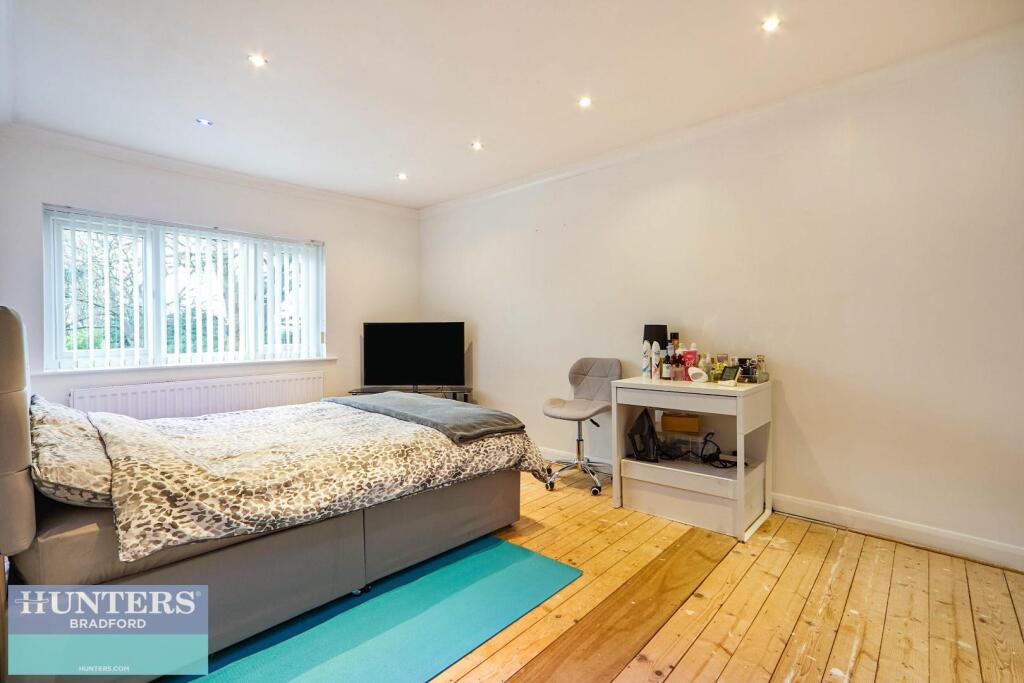 Additional image 29 of Crow Tree Lane , Bradford, BD8 0AN