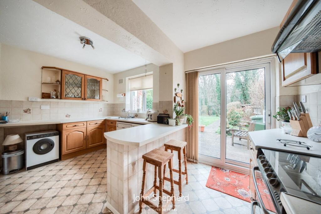 Additional image 3 of Henley Crescent, Solihull, West Midlands, B91