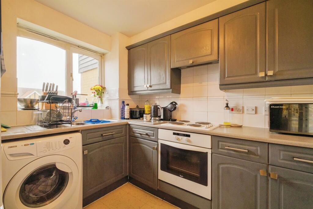 Additional image 4 of Horn Book, SAFFRON WALDEN