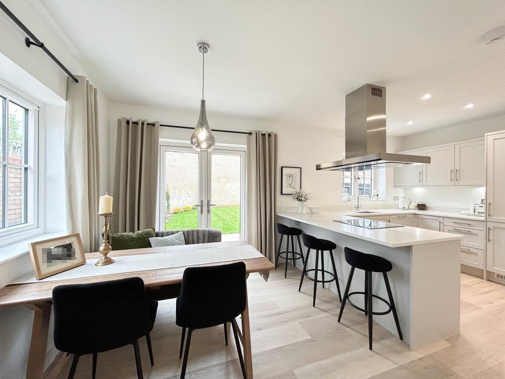 Additional image 8 of Walnut Drive, Haddenham, Ely