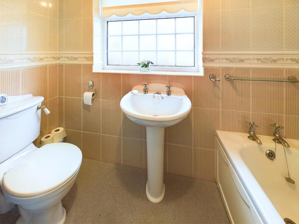 Additional image 10 of Warren Lane, Eldwick