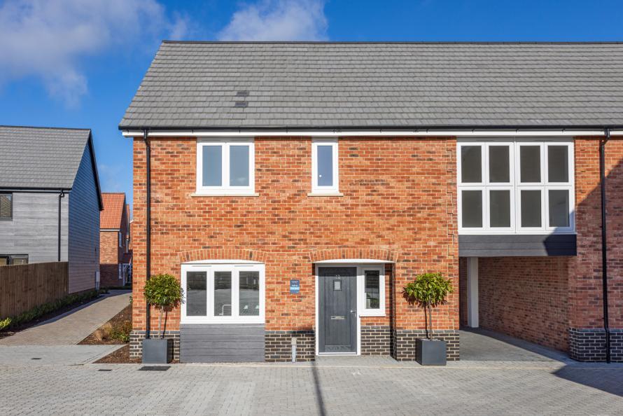 London Road,
Great Chesterford,
CB10 1NY