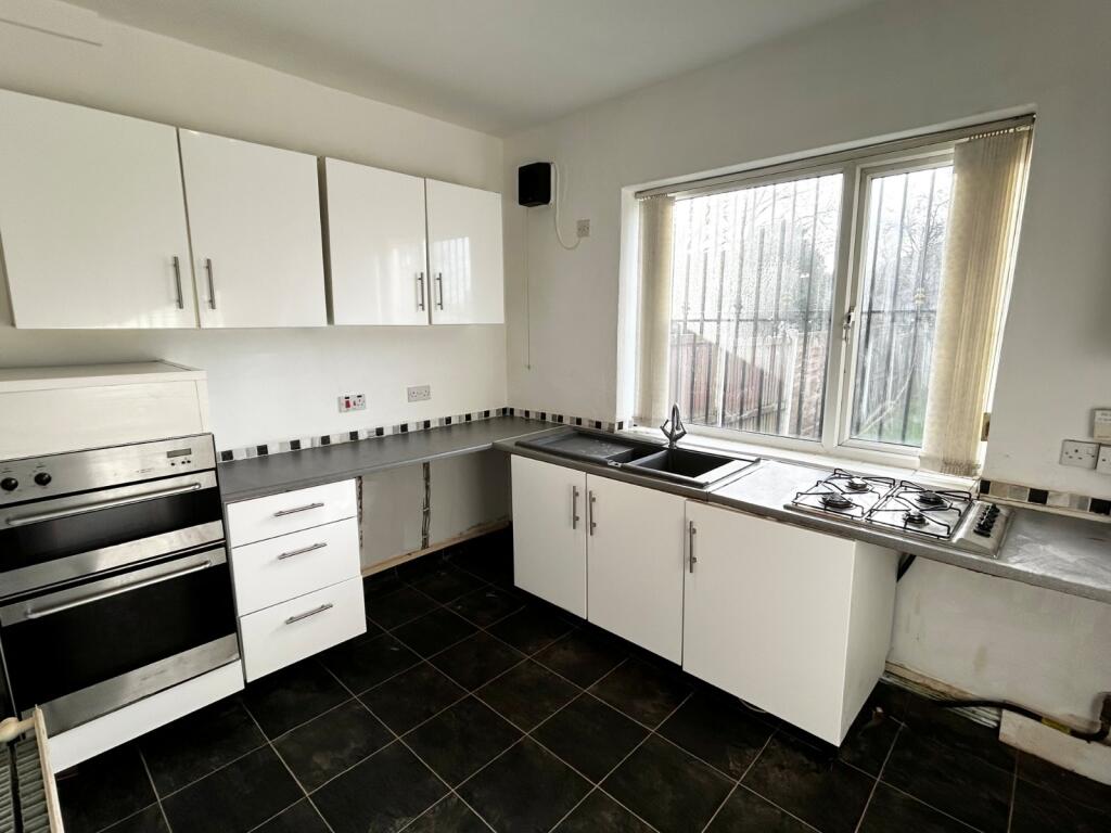 Additional image 4 of Laverton Road, East Bowling, Bradford, BD4