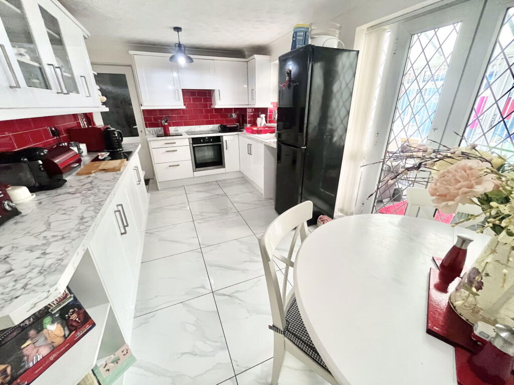 Additional image 19 of Gladstone Drive, TIVIDALE, Oldbury.