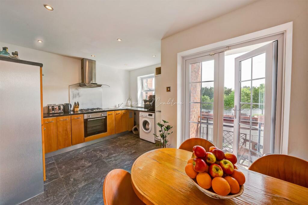 Additional image 17 of Schooner Way, Cardiff Bay