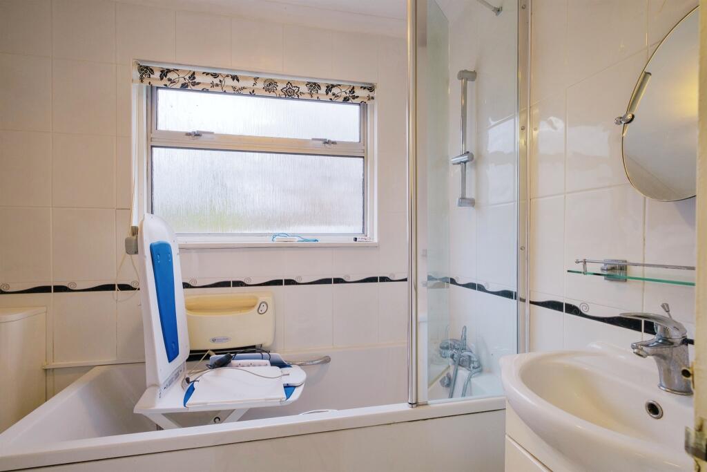 Additional image 11 of Victoria Avenue, Saffron Walden