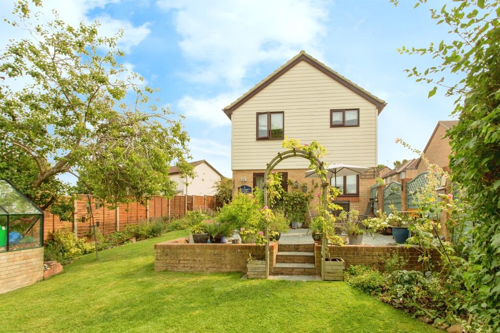 Additional image 4 of Usterdale Road, Saffron Walden