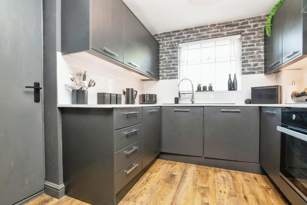 Additional image 5 of Admirals Way, Rowley Regis, B65