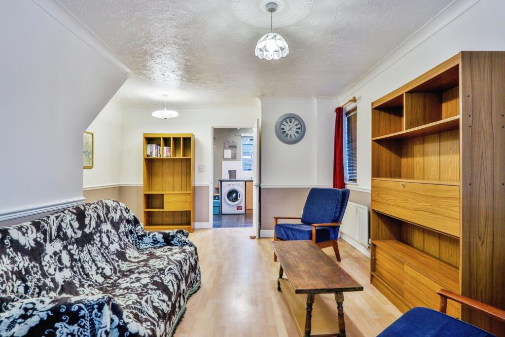 Additional image 17 of Bell Heather Close, Poole, BH16