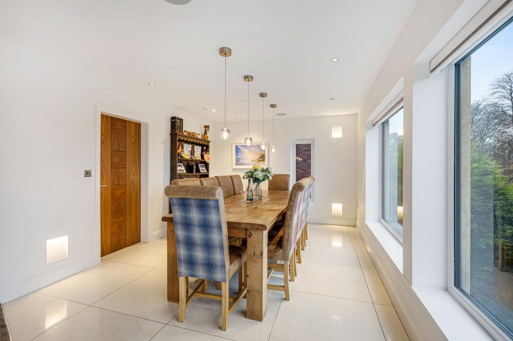 Additional image 12 of Moorview, Moss Bank Way, BL1 3LR – Stunning Home with Roof Terrace, Cinema Room & Outdoor Kitchen