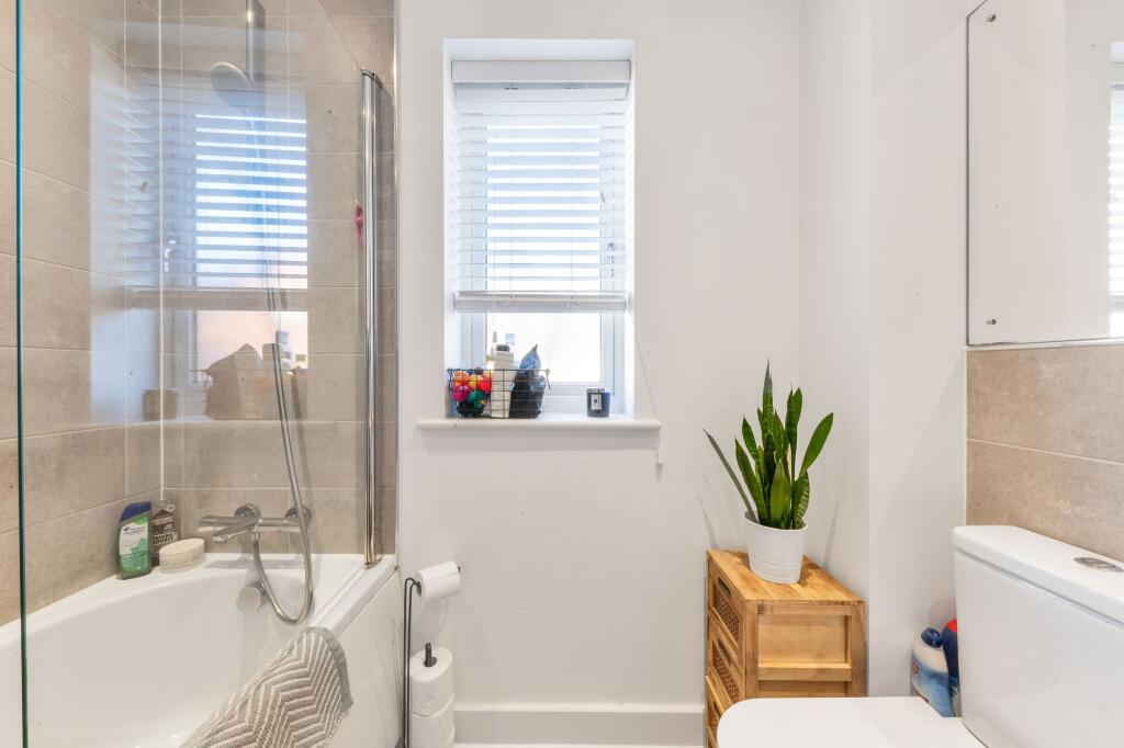 Additional image 4 of Larnach Drive, Kentford, CB8