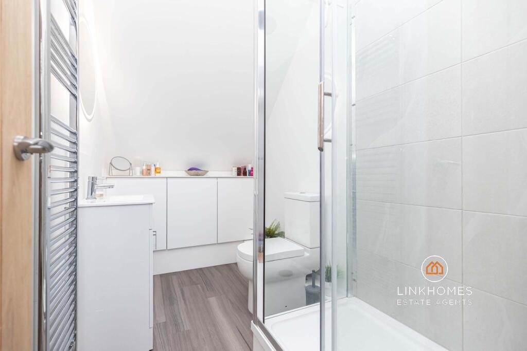 Additional image 40 of Clarendon Close, Broadstone, BH18