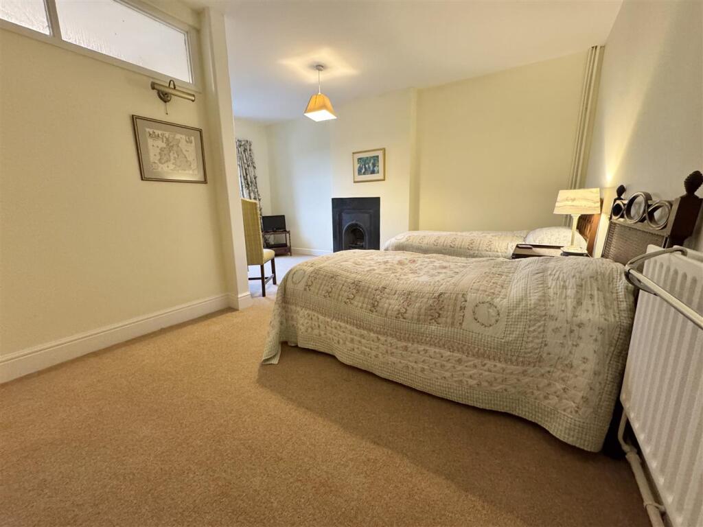 Additional image 21 of Woodend