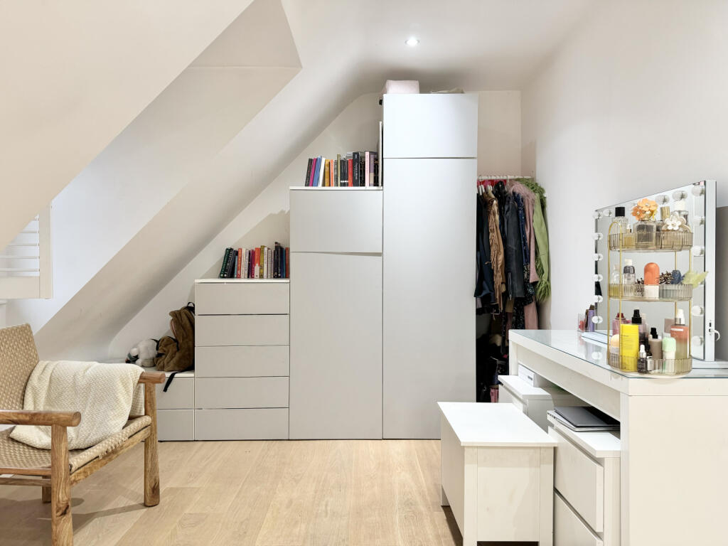 Additional image 22 of Azalea Close, Napsbury Park, St. Albans