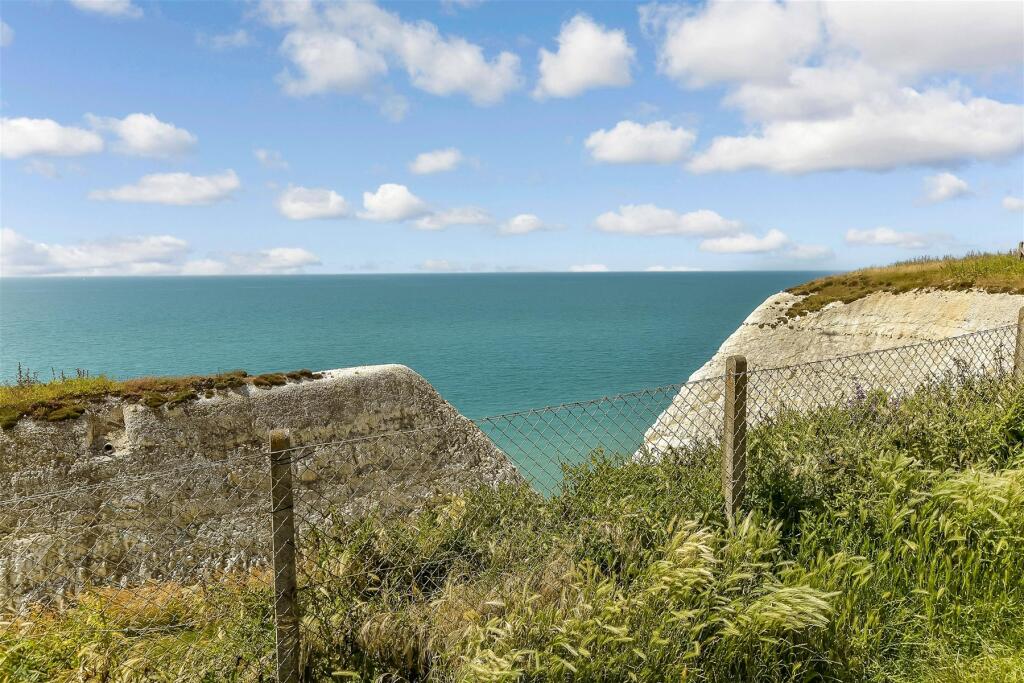 Additional image 16 of Bramber Avenue, Peacehaven, East Sussex