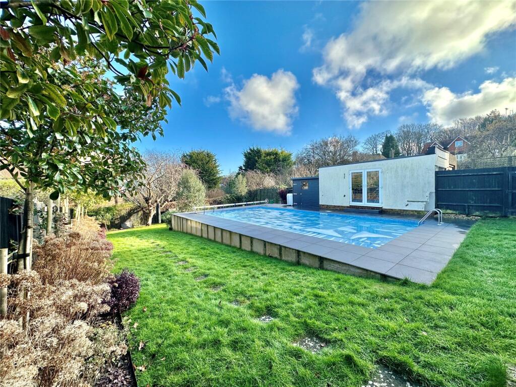 Additional image 15 of Manor Way, Eastbourne, East Sussex, BN20