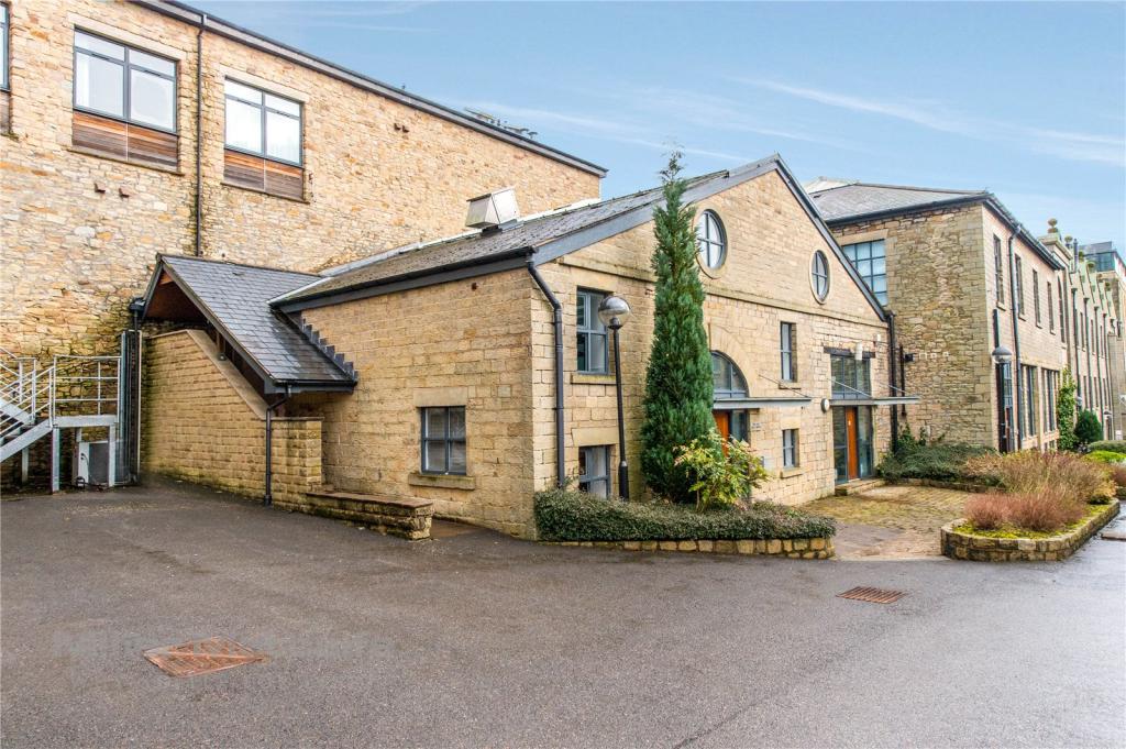 Additional image 6 of Deakins Business Park, Blackburn Road, Egerton, Bolton, BL7 9RP