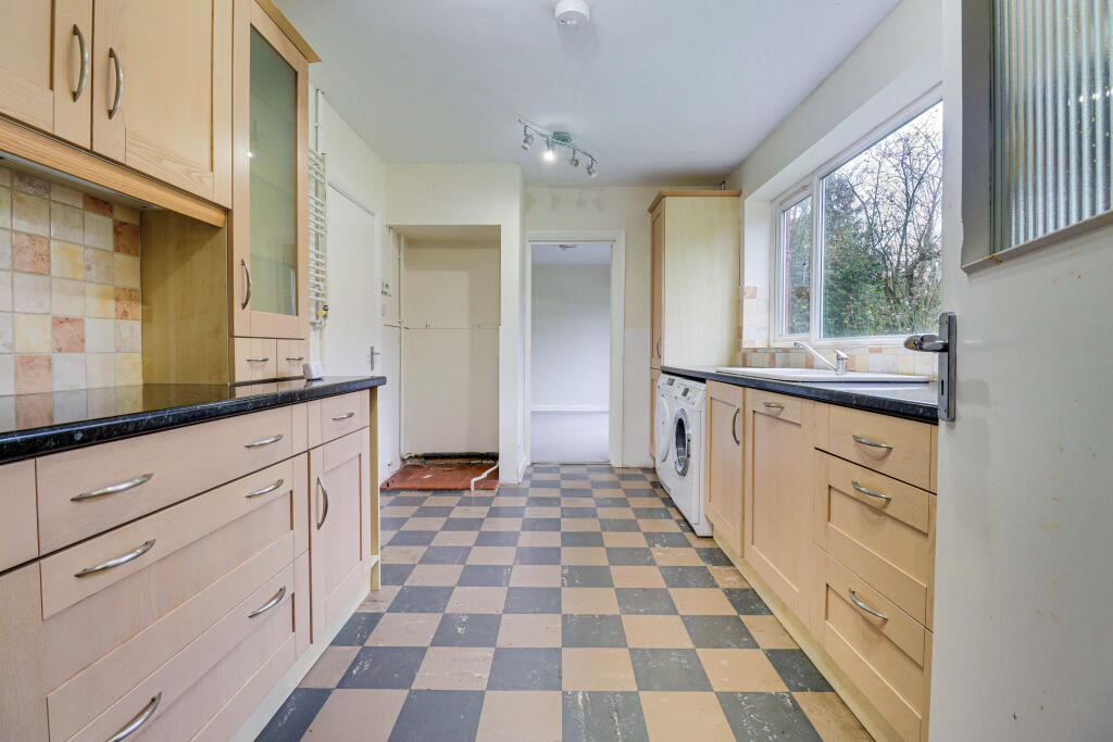 Additional image 14 of Barns Dene, Harpenden, Hertfordshire, AL5