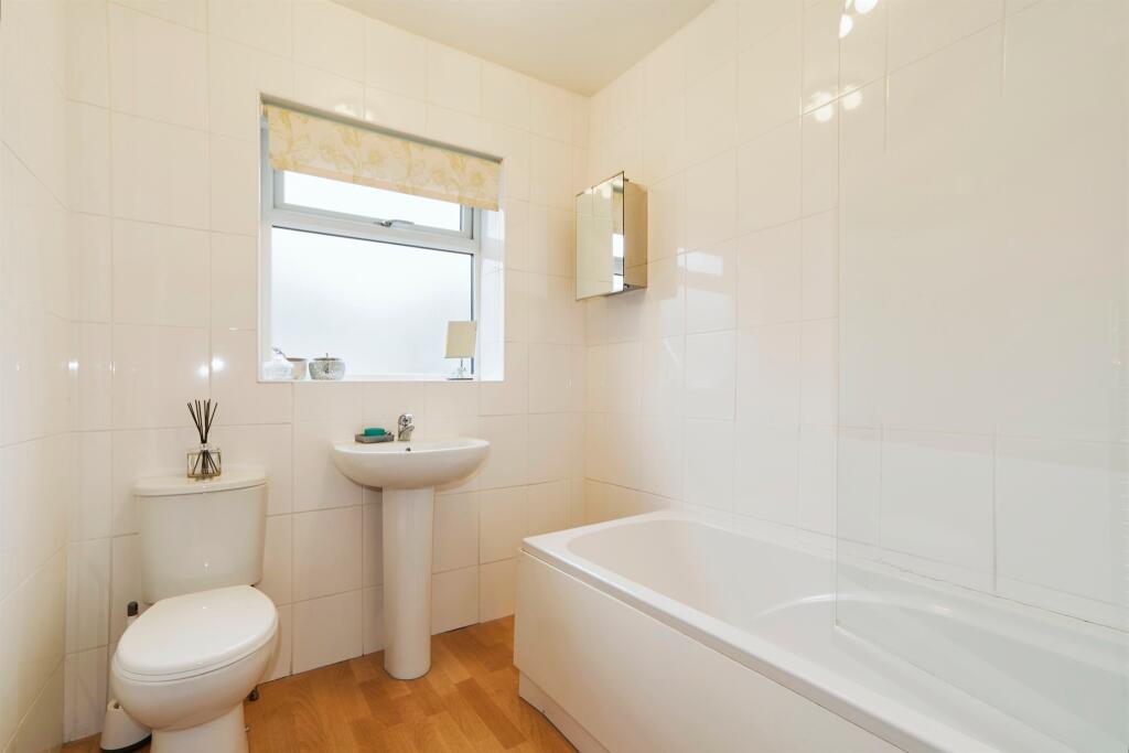 Additional image 14 of Lindisfarne Road, Shipley