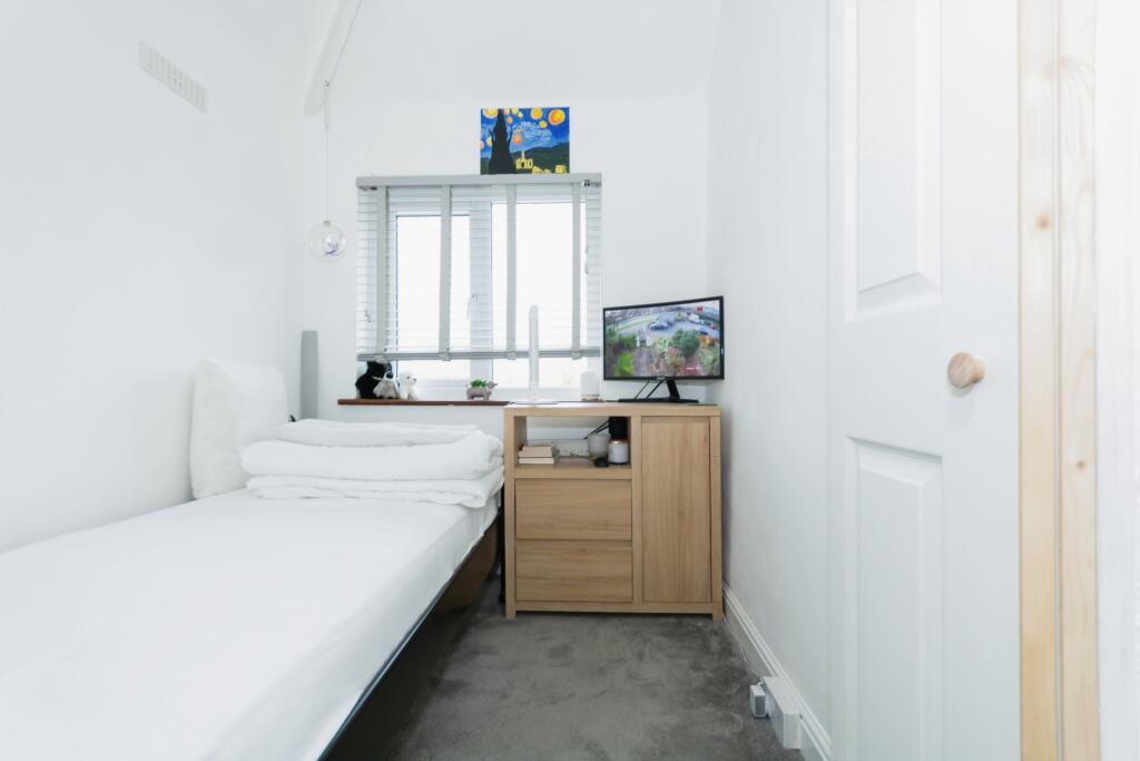 Additional image 12 of Wharfdale Road, Birmingham, West Midlands, B11