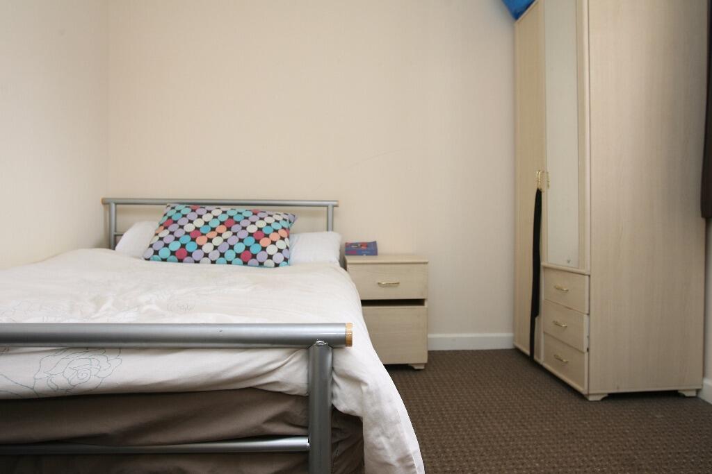 Additional image 4 of Flat 3, Braeval Street, Cathays, Cardiff