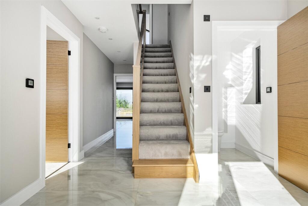 Primary image of Down Road, Portishead, Bristol, Somerset, BS20