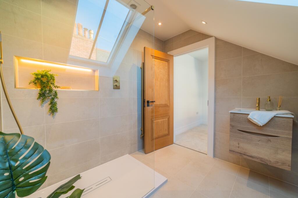 Additional image 54 of Cathedral Road, Pontcanna