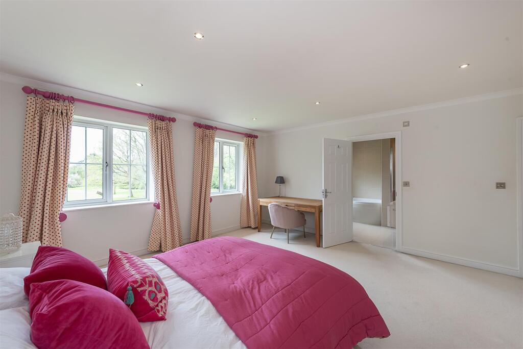 Additional image 8 of Blackmore Way, Wheathampstead