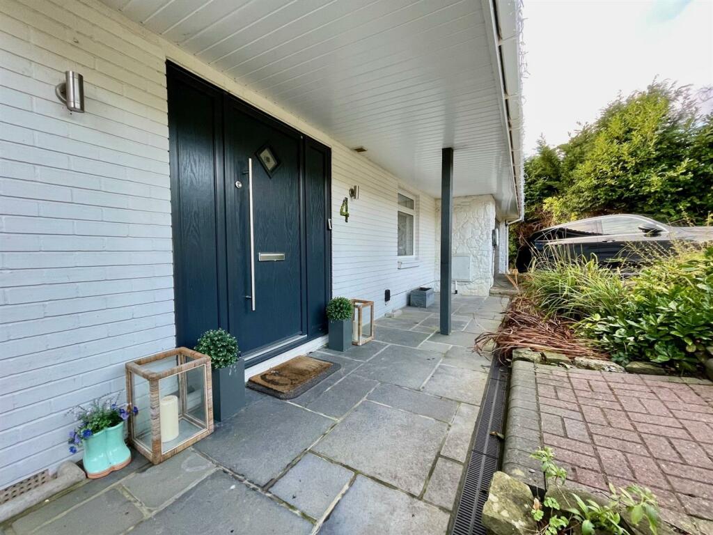 Additional image 5 of Stroud Close, Wimborne