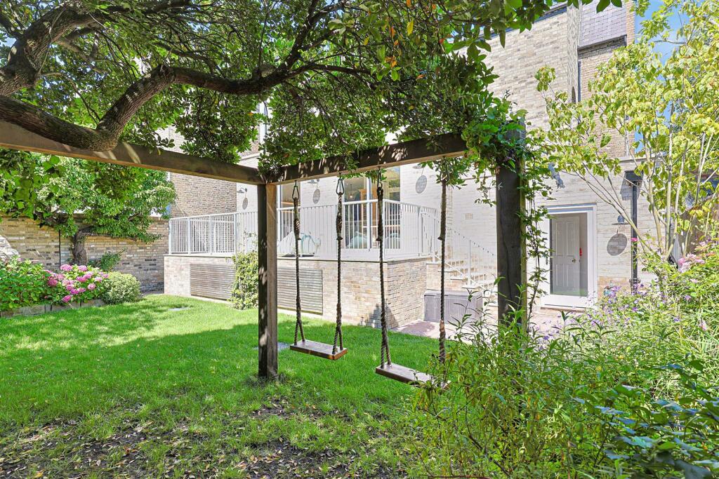 Additional image 36 of Maids Causeway, Cambridge