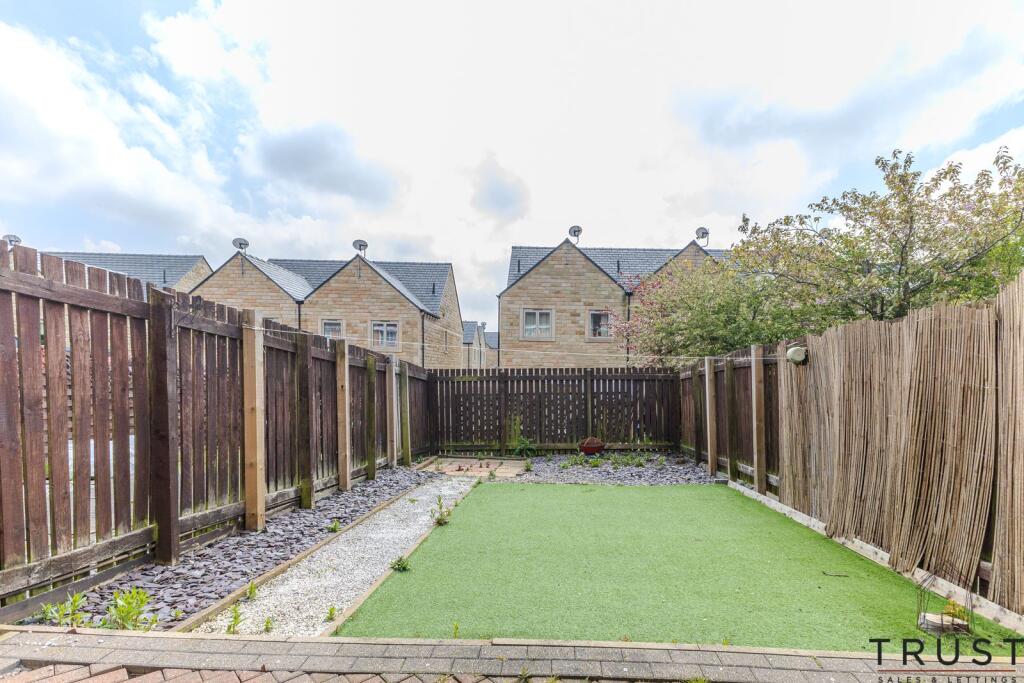 Additional image 17 of Manor Park Road, Cleckheaton