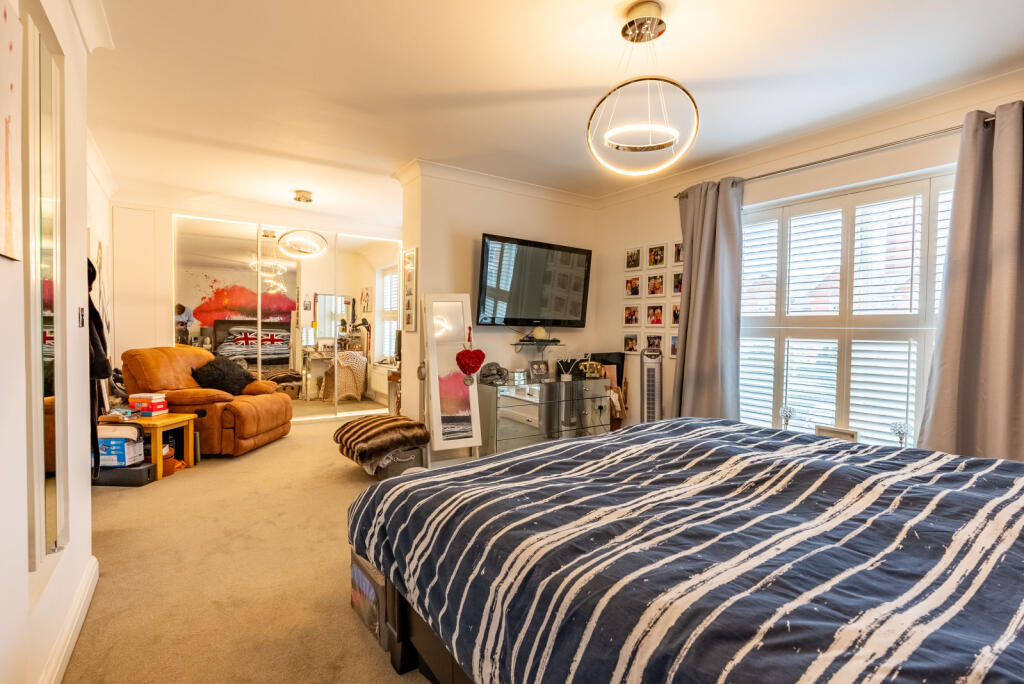 Additional image 13 of Beningfield Drive, London Colney, St. Albans, Hertfordshire, AL2