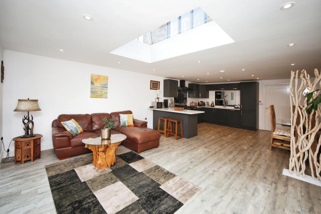 Additional image 4 of Westholme Road, Alcester, B50