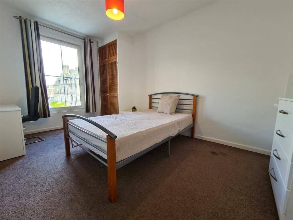 Additional image 9 of 30 Newmarket Road, Cambridge, CB5 8DT