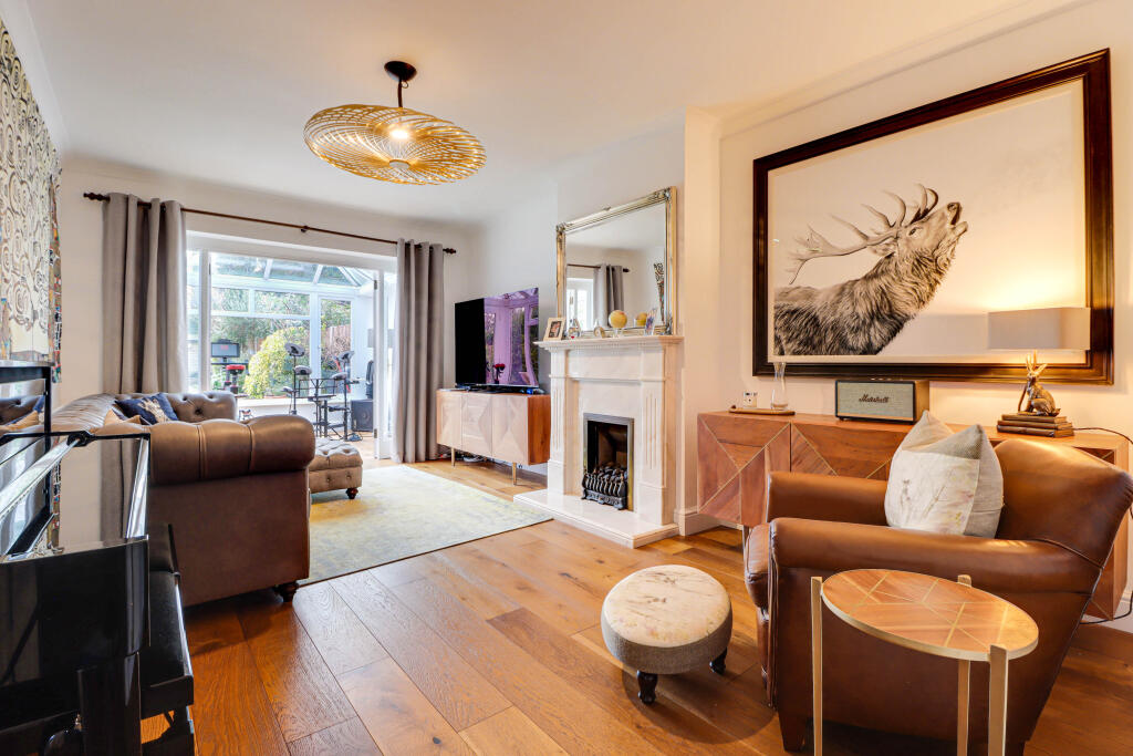 Additional image 2 of Roundwood Park, Harpenden, Hertfordshire, AL5