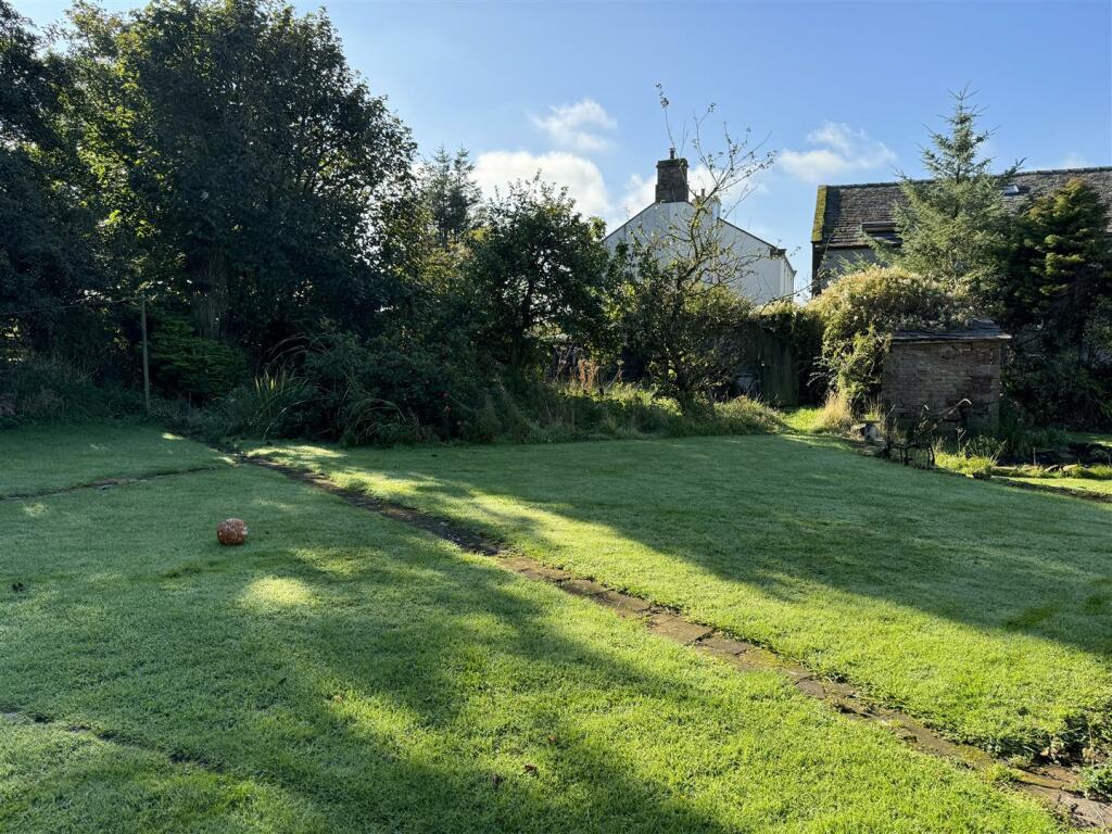 Additional image 38 of Sandwith