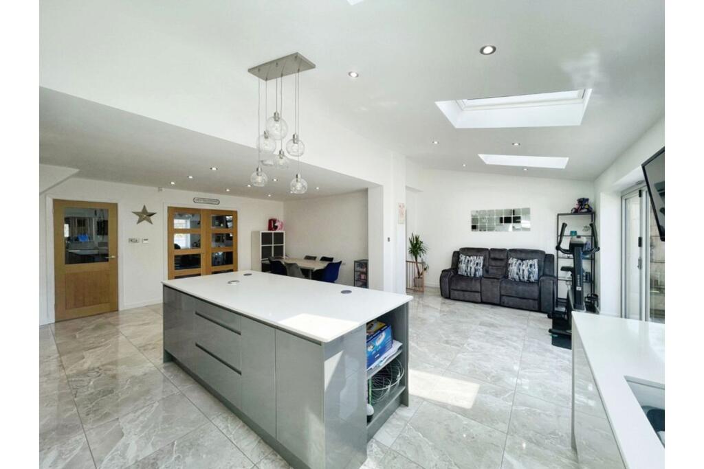 Additional image 8 of Rowallan Road, Four Oaks, Sutton Coldfield, B75