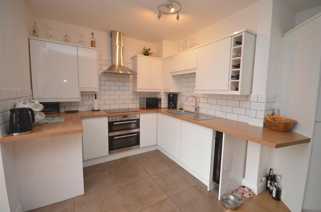 Additional image 13 of Hindover Crescent, Seaford