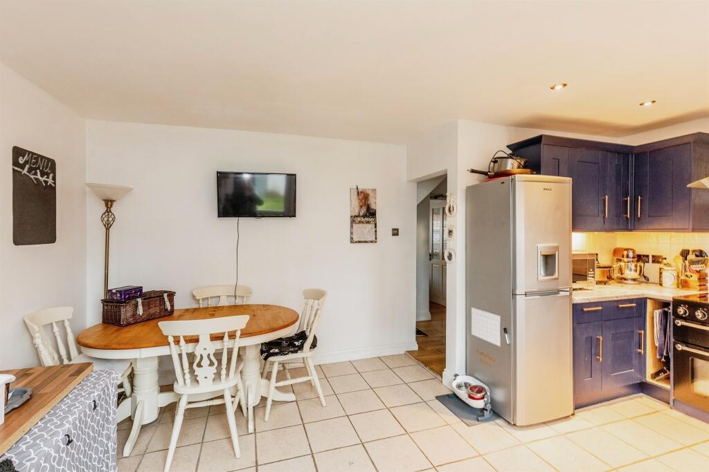 Additional image 3 of Bradley Crescent, Bristol