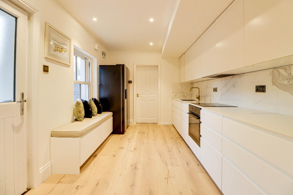 Additional image 8 of Alma Road, St. Albans, AL1