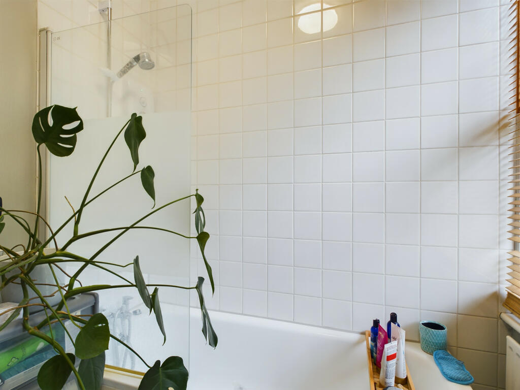 Additional image 8 of Manor Road, Beckenham, Kent, BR3