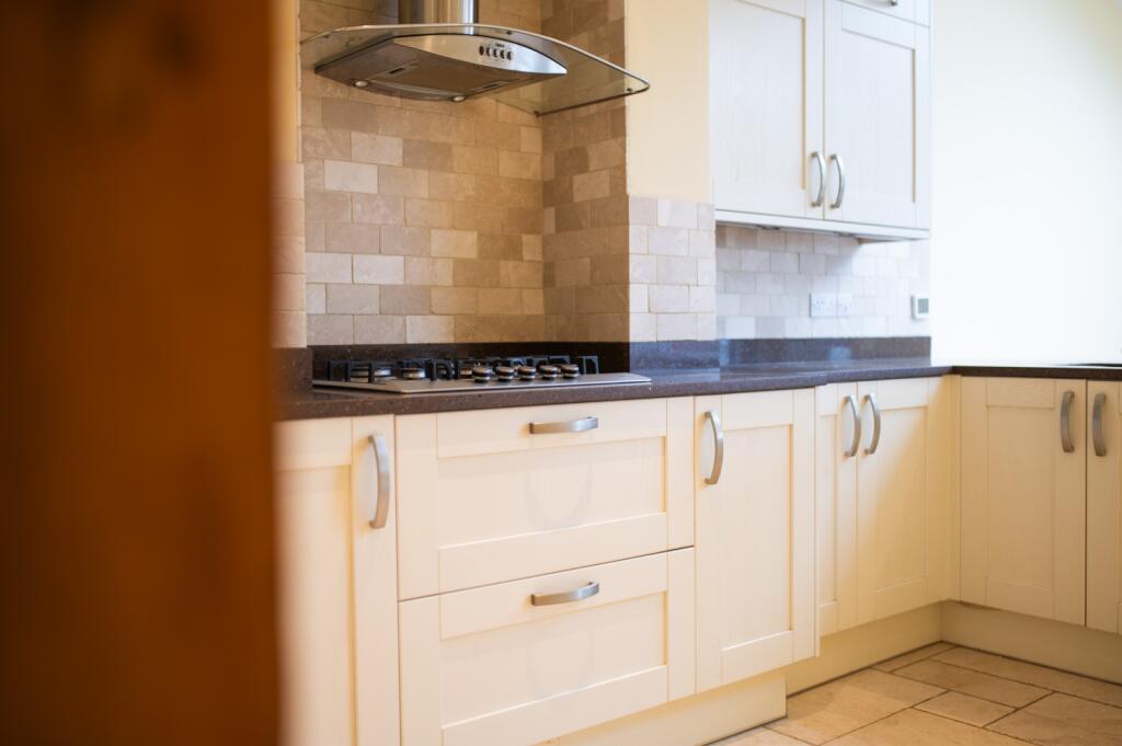 Additional image 20 of Earl's Court Road, Penylan