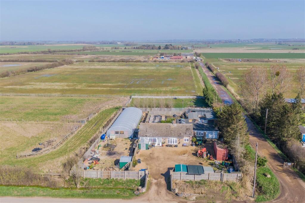 Additional image 18 of Cherrytrees, Willingham, Cambridgeshire Sat Nav CB24 5HZ
