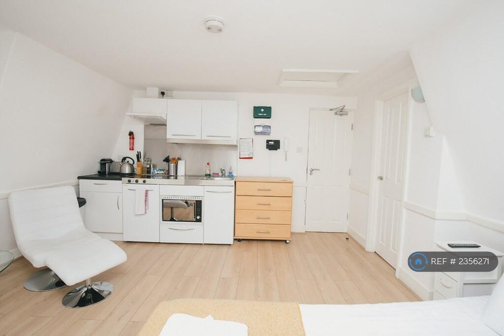 Additional image 8 of Newmarket Road, Cambridge, CB5