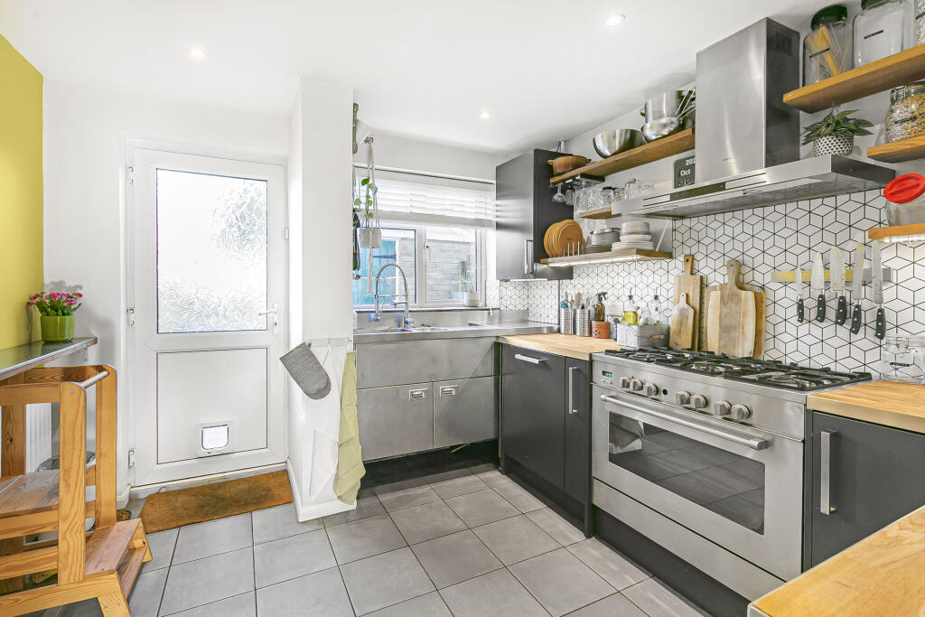 Additional image 8 of Wheatley Close, Welwyn Garden City, AL7