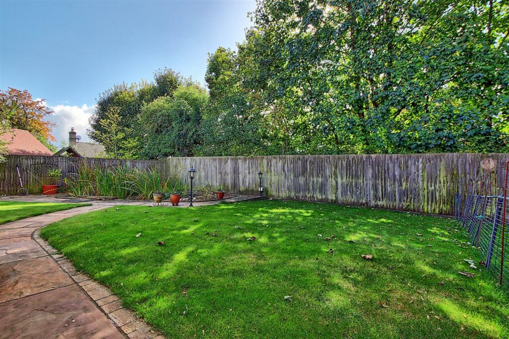 Additional image 24 of Orchard Close, Swaffham Prior, Cambridgeshire