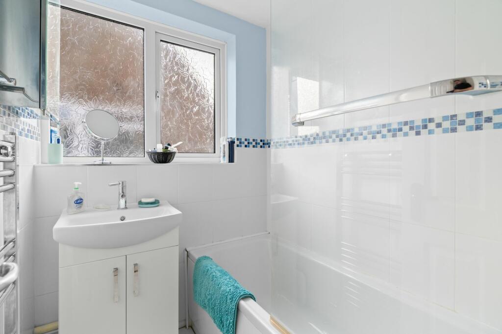 Additional image 14 of Alice Way, Histon, CB24